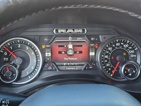 Used 2019 RAM 1500 Big Horn AWD/4WD image 10