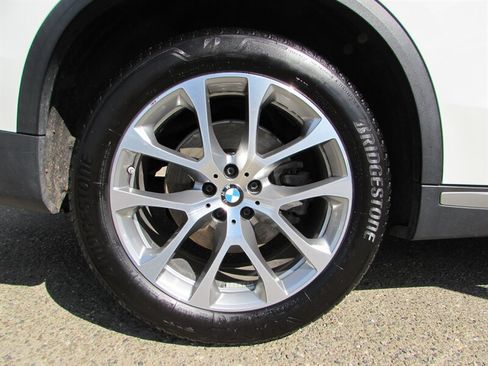 Used 2019 BMW X5 xDrive40i w/ Premium Package 2 AWD/4WD image 33