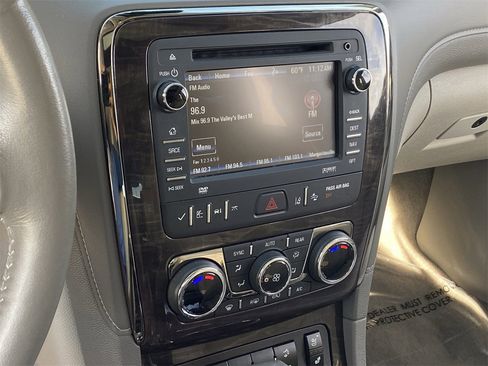 Used 2015 Buick Enclave Premium w/ Trailering Package image 27