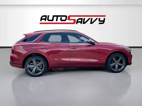 Used 2022 Genesis GV70 3.5T Sport w/ Sport Prestige Package AWD/4WD image 8