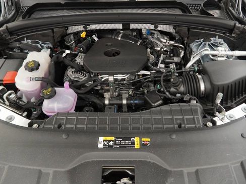 New 2026 Jeep Grand Cherokee Altitude AWD/4WD image 39