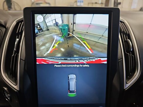 Used 2024 Ford Edge SEL image 21