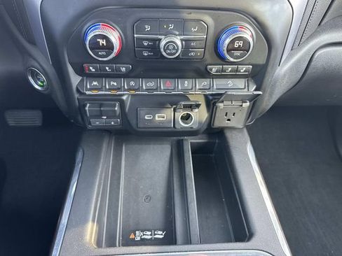 Used 2019 GMC Sierra 1500 SLT image 17