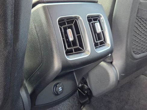 Certified 2026 Kia Sorento LX FWD image 14