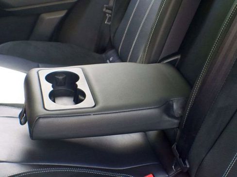 Used 2019 Land Rover Range Rover Velar S image 50