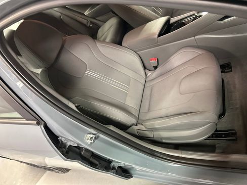 Used 2022 Hyundai Elantra SEL w/ Convenience Package image 23