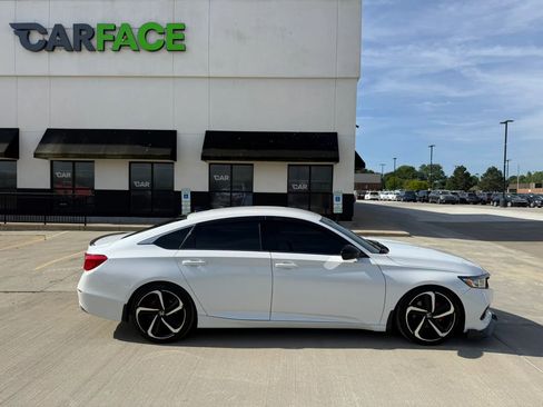 Used 2021 Honda Accord Sport image 16