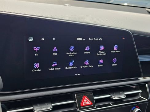New 2026 Kia Niro Wind FWD image 23