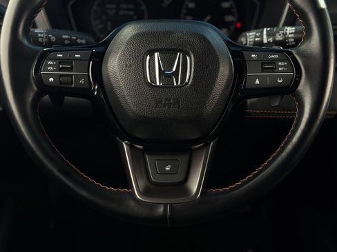 Certified 2025 Honda Pilot TrailSport image 17