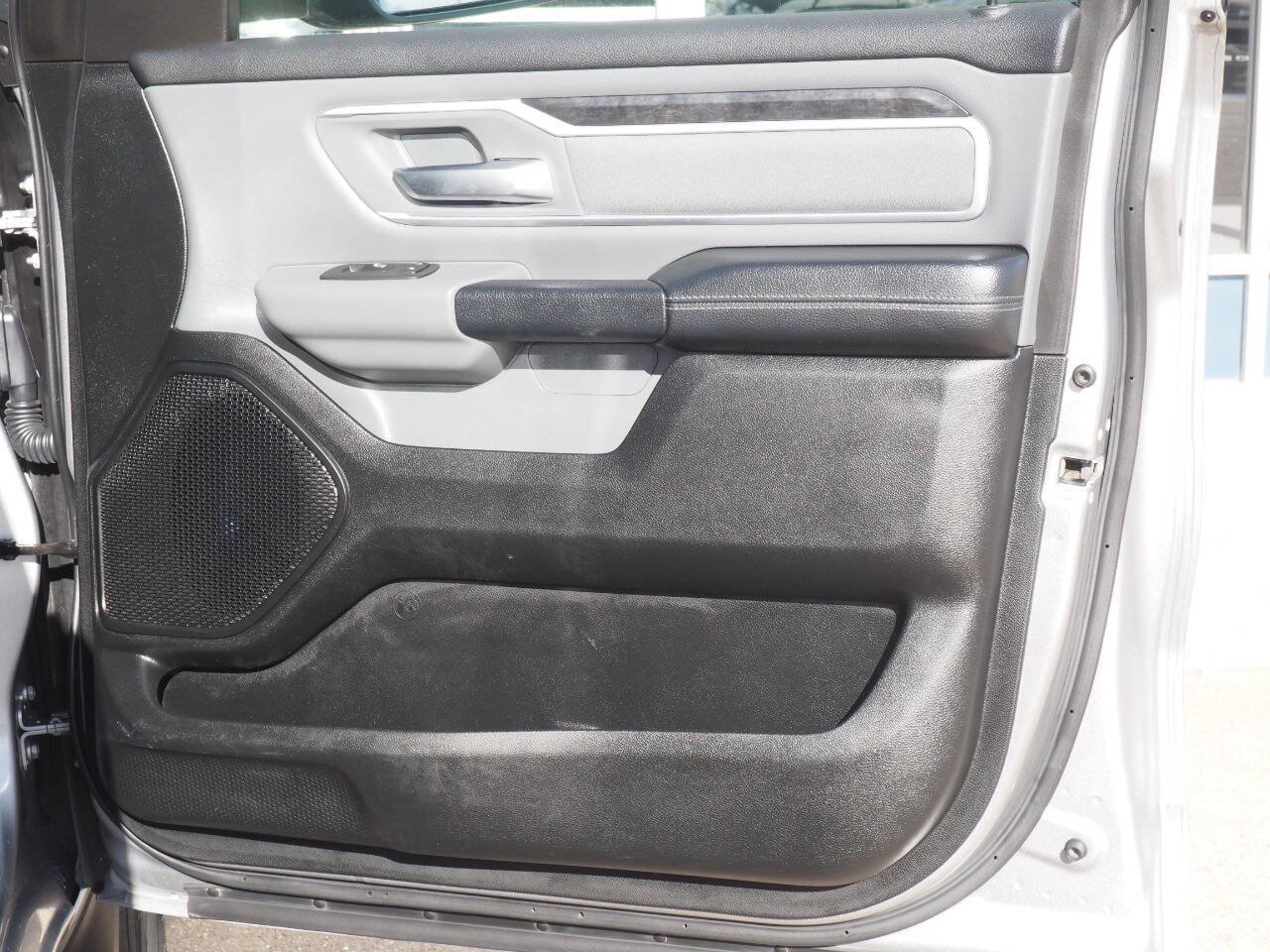 Used 2020 RAM 1500 Big Horn AWD/4WD image 12