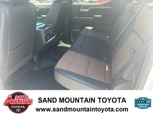 Used 2023 Chevrolet Silverado 1500 High Country AWD/4WD image 13