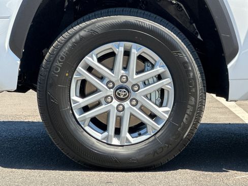 New 2026 Toyota Tundra SR5 AWD/4WD image 31