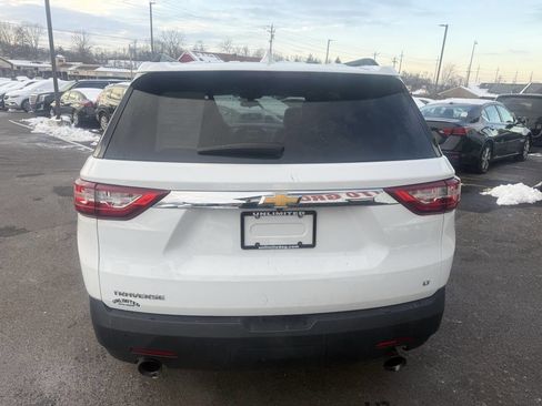 Used 2019 Chevrolet Traverse LT image 9