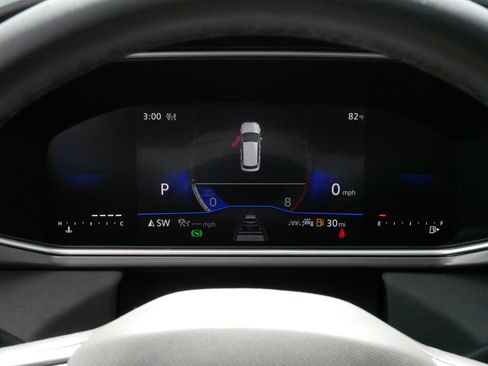 Certified 2025 Volkswagen Taos SE AWD/4WD image 21