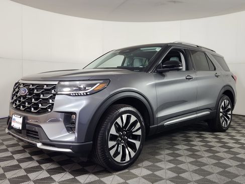 New 2026 Ford Explorer Platinum w/ LUX Leather Package AWD/4WD image 3