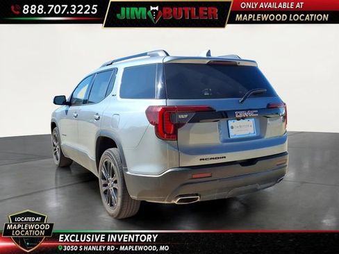 Used 2023 GMC Acadia SLT w/ Elevation Edition FWD image 2