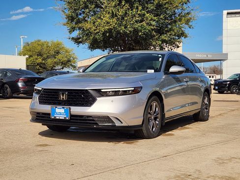 New 2026 Honda Accord EX-L image 2