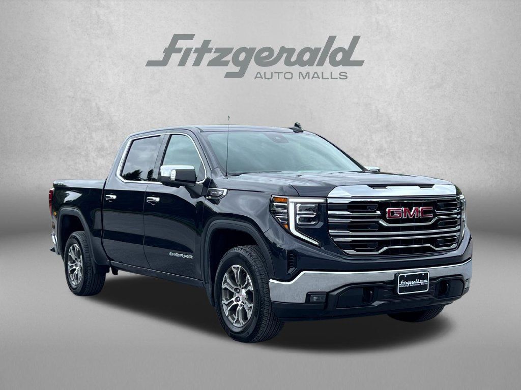 Used 2026 GMC Sierra 1500 SLT AWD/4WD image 1