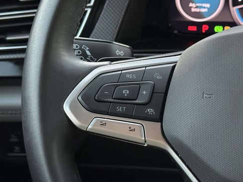 Used 2025 Volkswagen Atlas Peak Edition SE AWD/4WD image 24