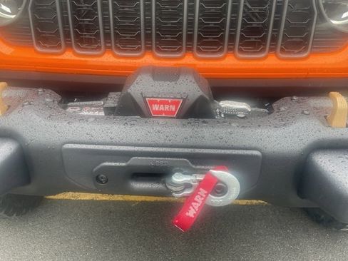 New 2025 Jeep Wrangler Rubicon 392 image 8