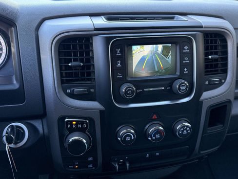 Used 2017 RAM 1500 Express w/ Express Value Package AWD/4WD image 17