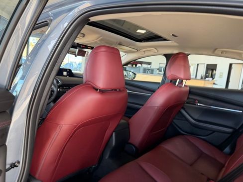 New 2026 MAZDA MAZDA3 Carbon image 16