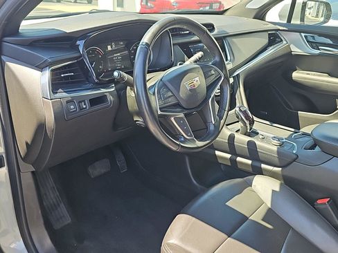 Certified 2024 Cadillac XT5 Premium Luxury AWD/4WD image 7
