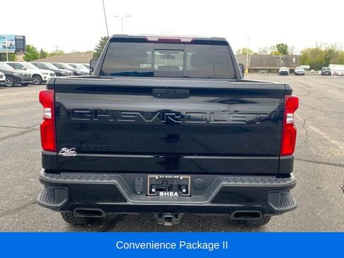 Used 2021 Chevrolet Silverado 1500 LT Trail Boss w/ Convenience Package II AWD/4WD image 4