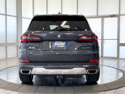 Used 2022 BMW X5 xDrive40i w/ Premium Package image 10