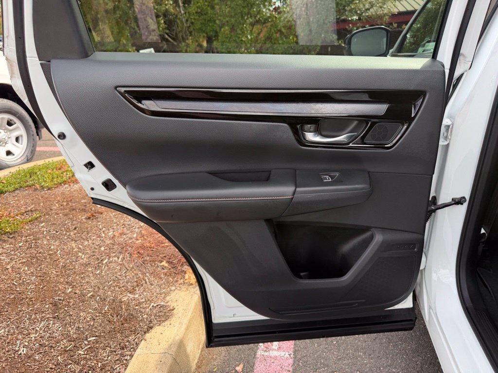 Used 2024 Honda CR-V Sport Touring image 29