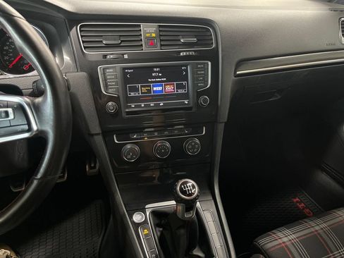 Used 2017 Volkswagen GTI 4-Door FWD image 43