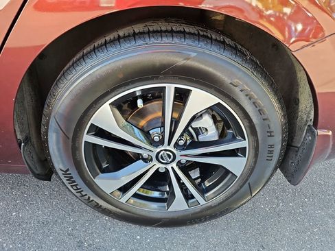 Used 2021 Nissan Sentra SV image 29