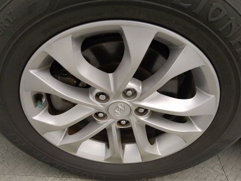 Used 2019 Hyundai Santa Fe SEL w/ Cargo Package FWD image 31