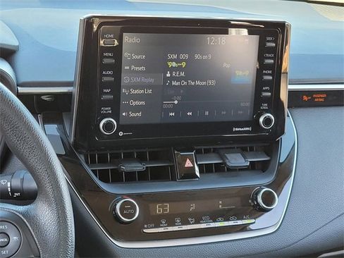 Used 2022 Toyota Corolla LE image 20