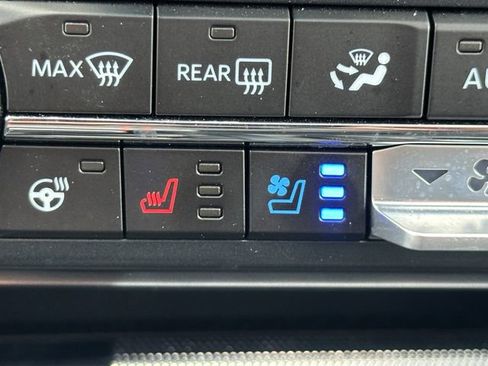 Used 2025 Ford F150 Raptor w/ Equipment Group 803A Raptor R AWD/4WD image 21