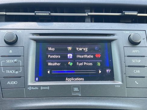 Used 2015 Toyota Prius Four FWD image 22