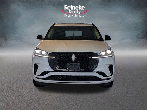 Used 2025 Lincoln Aviator Reserve w/ Jet Appearance Package image 2