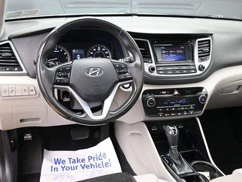 Used 2017 Hyundai Tucson Value AWD/4WD image 33