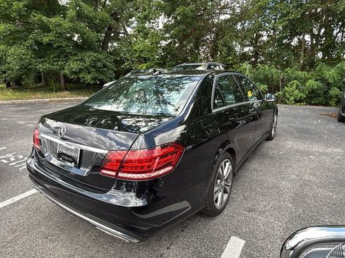 Used 2014 Mercedes-Benz E 350 Sedan image 3