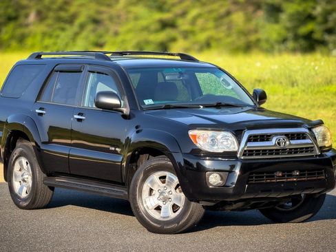 Used 2007 Toyota 4Runner Sport AWD/4WD image 6