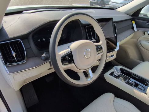 Used 2026 Volvo XC90 T8 Ultra w/ Protection Package Premier AWD/4WD image 2