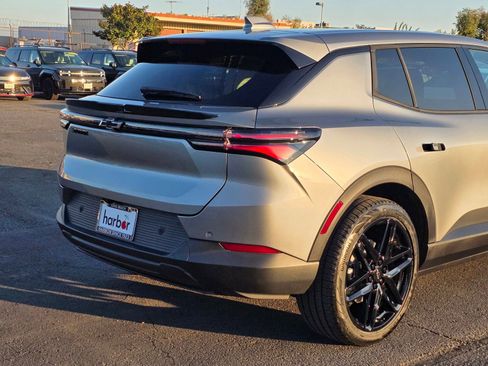 New 2026 Chevrolet Equinox EV LT w/ LPO, Blackout Package image 9