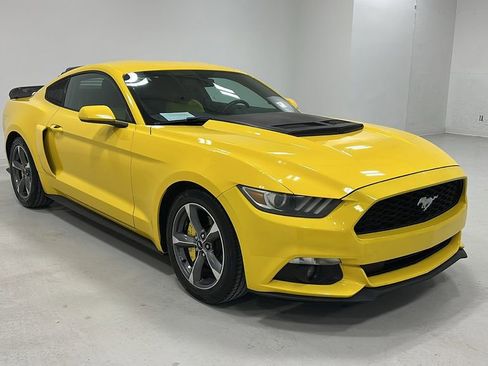 Used 2015 Ford Mustang Coupe w/ Equipment Group 051A image 8