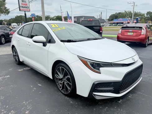 Used 2021 Toyota Corolla SE FWD image 1