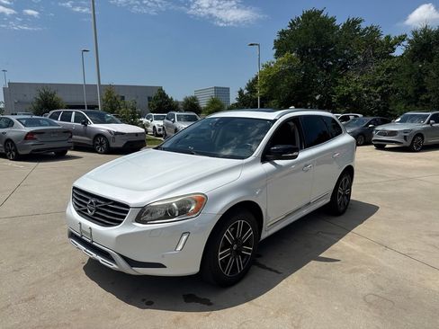 Used 2017 Volvo XC60 T5 Dynamic w/ Preferred Option Package AWD/4WD image 1