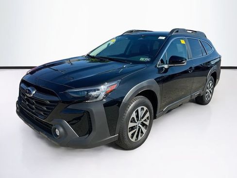 Used 2025 Subaru Outback Premium w/ Popular Package #1 AWD/4WD image 3