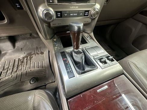 Used 2016 Lexus GX 460 w/ Premium Package image 23