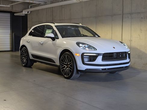New 2026 Porsche Macan S image 11