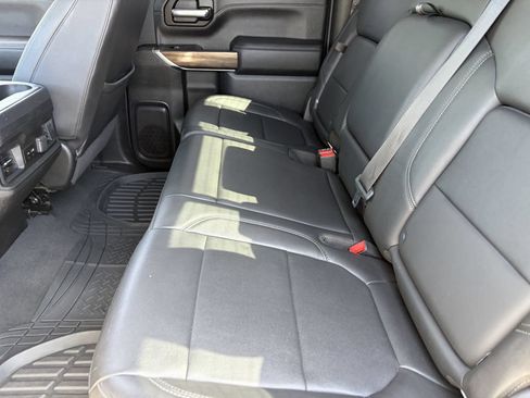 Used 2021 Chevrolet Silverado 1500 LT Trail Boss w/ Convenience Package II AWD/4WD image 13