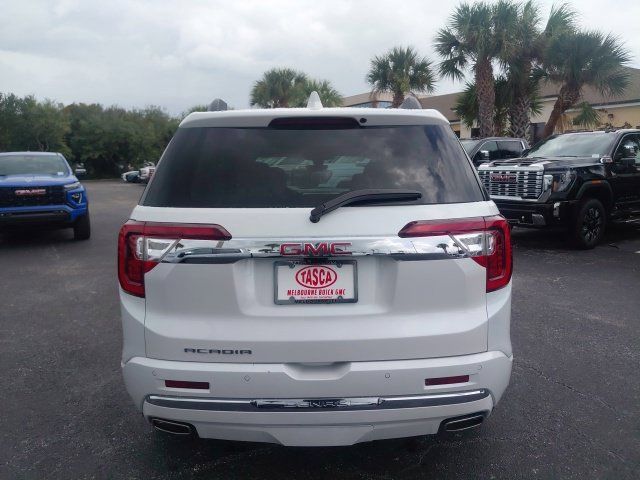 Used 2023 GMC Acadia Denali w/ Denali Ultimate Package FWD image 5